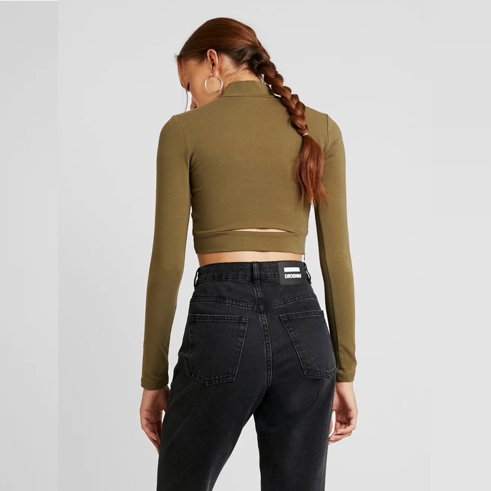 Tiger Mist ‘Shecki’ Cutout Cropped Top - Picture 6 of 9